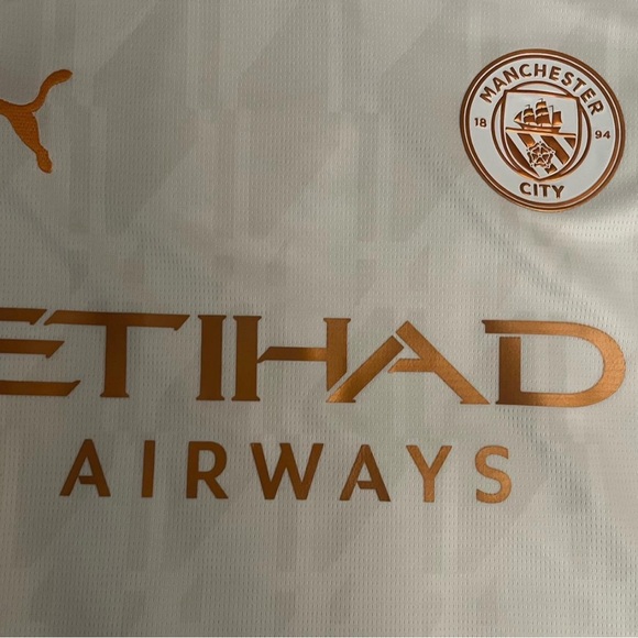 De Bruyne #17 Man City Small - Large jersey away white
Manchester - Picture 4 of 7